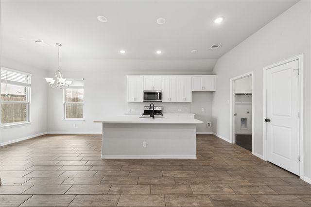 535 Hillcrest Circle, Justin, TX 76247