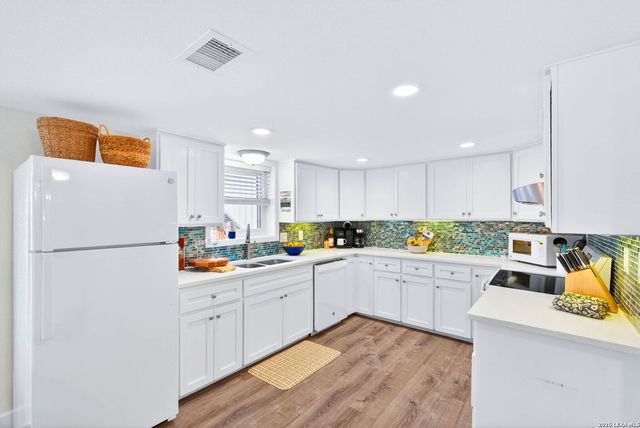 6871 State Highway 361 Unit 11, Port Aransas, TX 78373