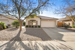 2001 S BAHAMA Drive, Gilbert, AZ 85295