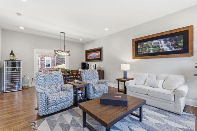 1822 Wildwood Ave, Nashville, TN 37212