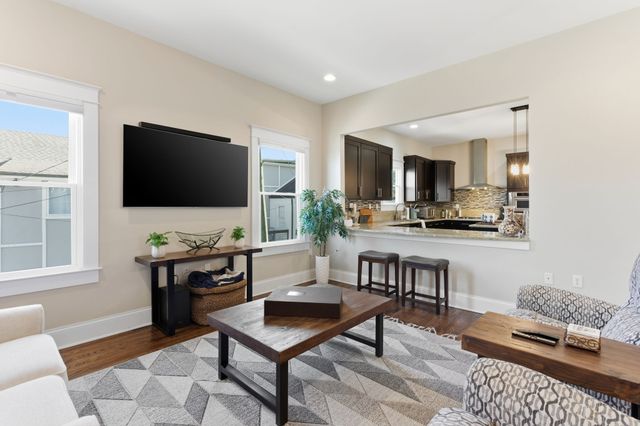 1822 Wildwood Ave, Nashville, TN 37212