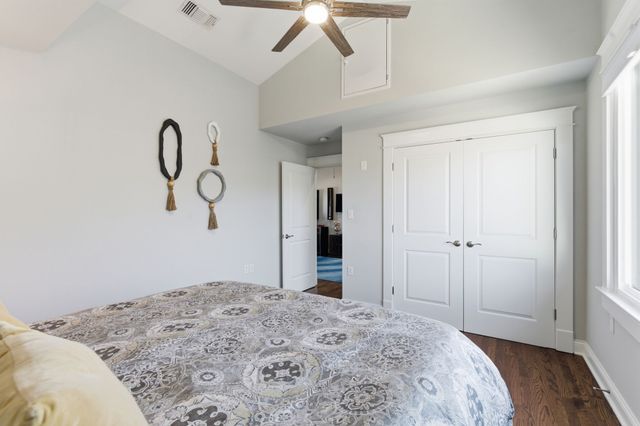 1822 Wildwood Ave, Nashville, TN 37212