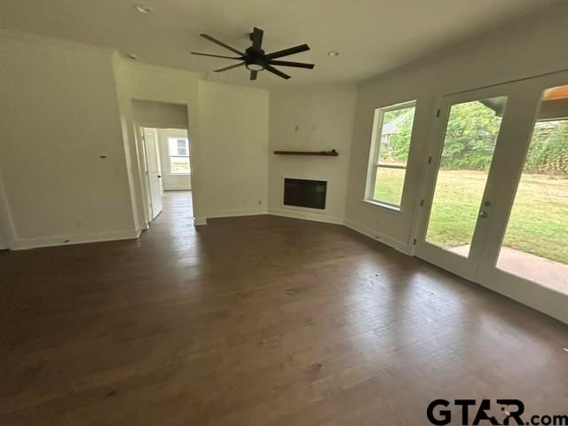 1106 S Main Street, Lindale, TX 75771