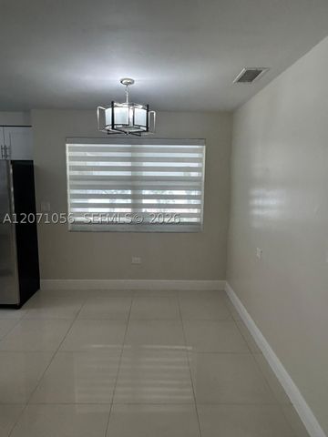 7637 Ramona St, Miramar, FL 33023