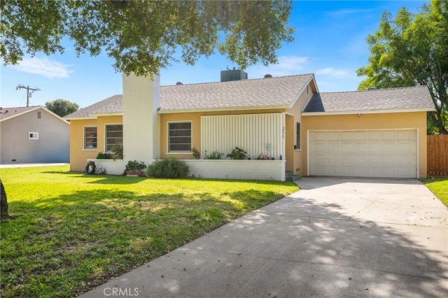 211 E 34th, San Bernardino, CA 92404