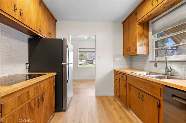 211 E 34th, San Bernardino, CA 92404