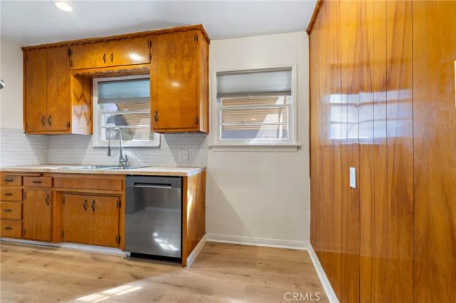 211 E 34th, San Bernardino, CA 92404