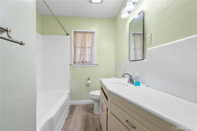 211 E 34th, San Bernardino, CA 92404