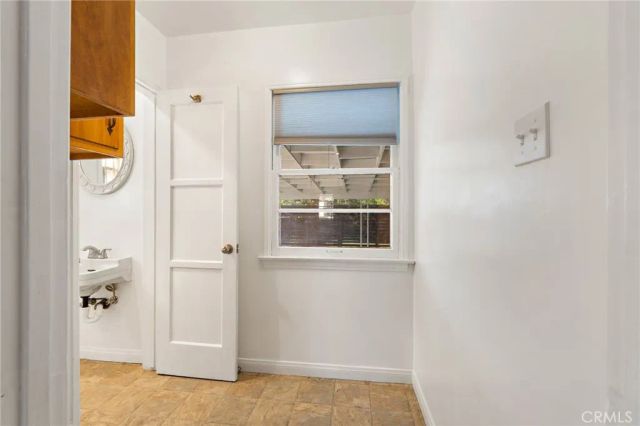 211 E 34th, San Bernardino, CA 92404