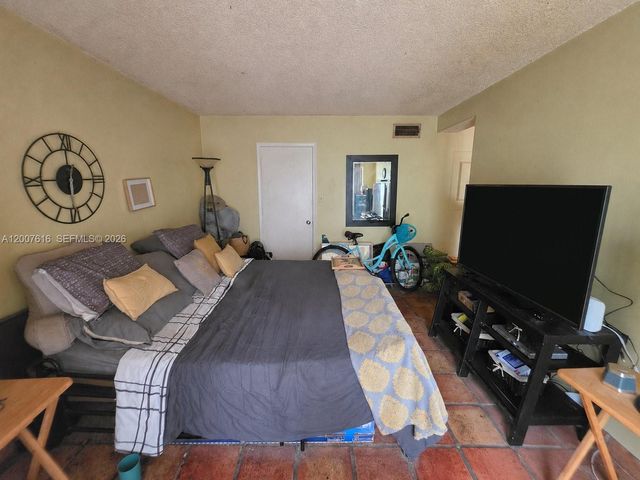 10901 SW 113th Place 66B, Miami, FL 33176