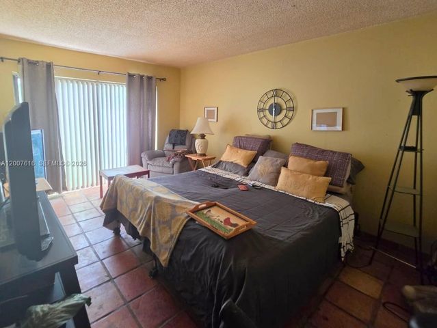10901 SW 113th Place 66B, Miami, FL 33176