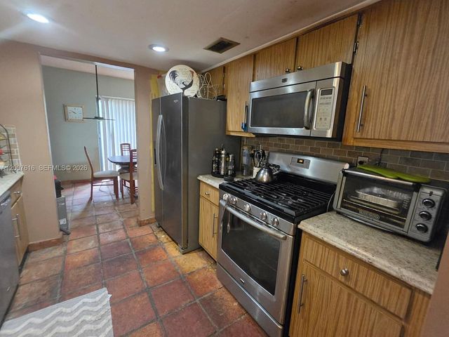 10901 SW 113th Place 66B, Miami, FL 33176