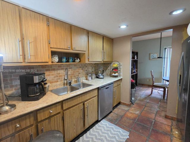 10901 SW 113th Place 66B, Miami, FL 33176