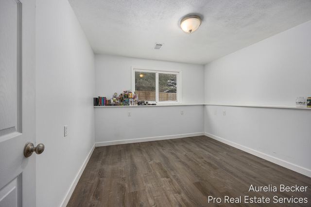 12411 14 Mile Road NE, Greenville, MI 48838