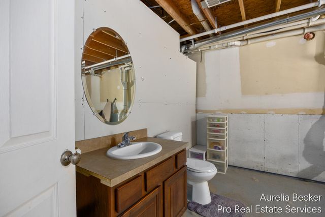 12411 14 Mile Road NE, Greenville, MI 48838