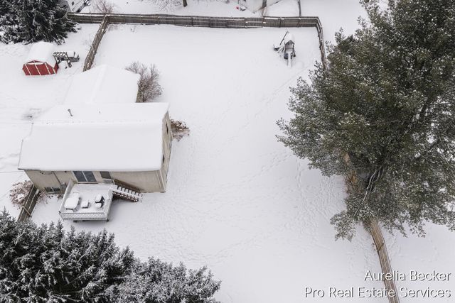 12411 14 Mile Road NE, Greenville, MI 48838