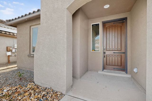 3905 Mountain Trail Loop NE, Rio Rancho, NM 87144