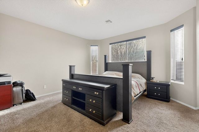 3905 Mountain Trail Loop NE, Rio Rancho, NM 87144