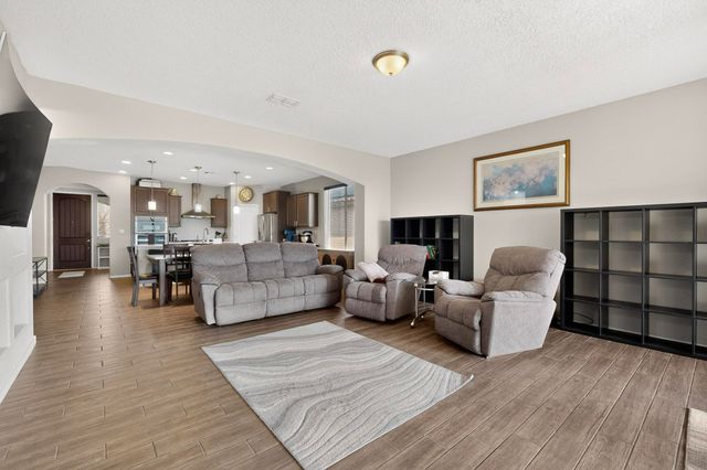 3905 Mountain Trail Loop NE, Rio Rancho, NM 87144