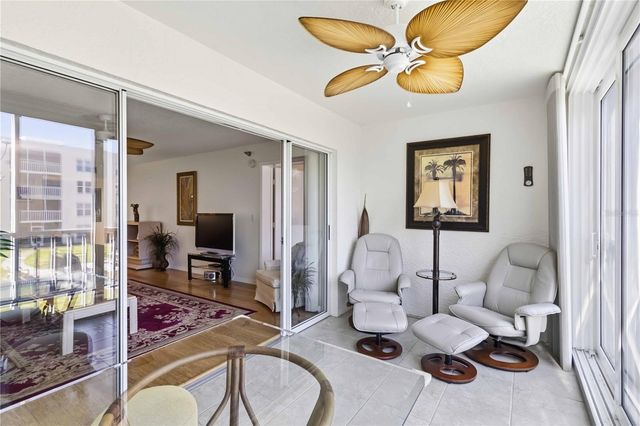 3950 IRONWOOD CIRCLE 205, Bradenton, FL 34209