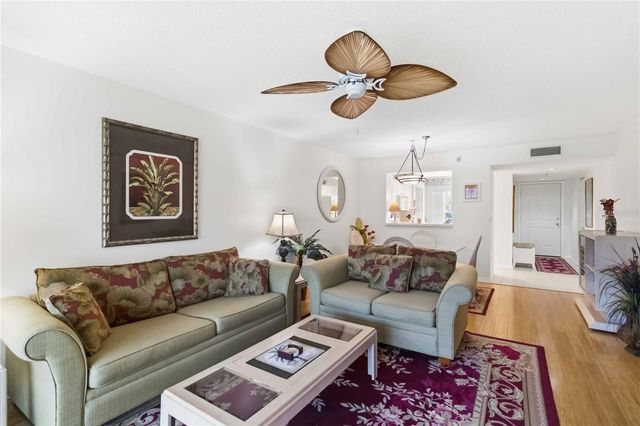 3950 IRONWOOD CIRCLE 205, Bradenton, FL 34209