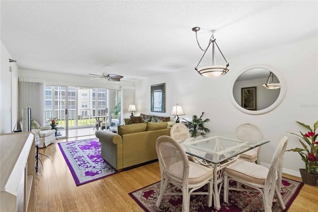 3950 IRONWOOD CIRCLE 205, Bradenton, FL 34209