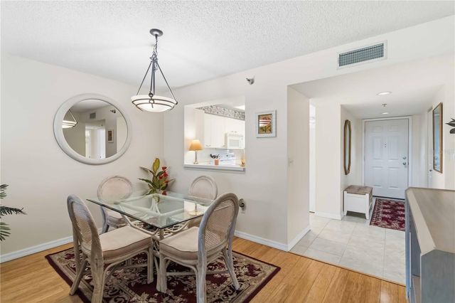 3950 IRONWOOD CIRCLE 205, Bradenton, FL 34209