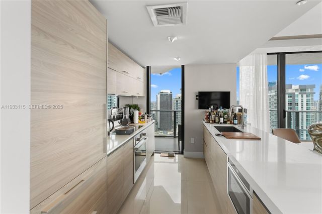 1300 S Miami Ave 4101, Miami, FL 33130