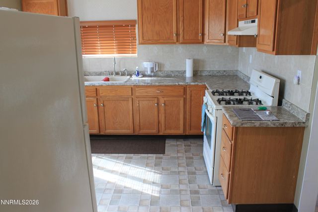 320 Reyes Way, Yerington, NV 89447