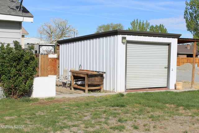 320 Reyes Way, Yerington, NV 89447