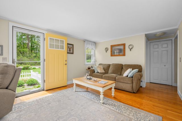 24 Acorn Drive, West Barnstable, MA 02668