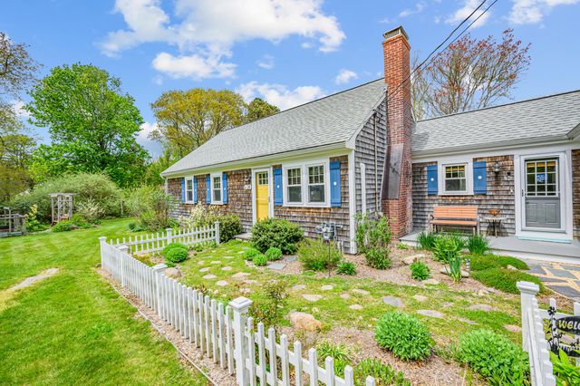 24 Acorn Drive, West Barnstable, MA 02668