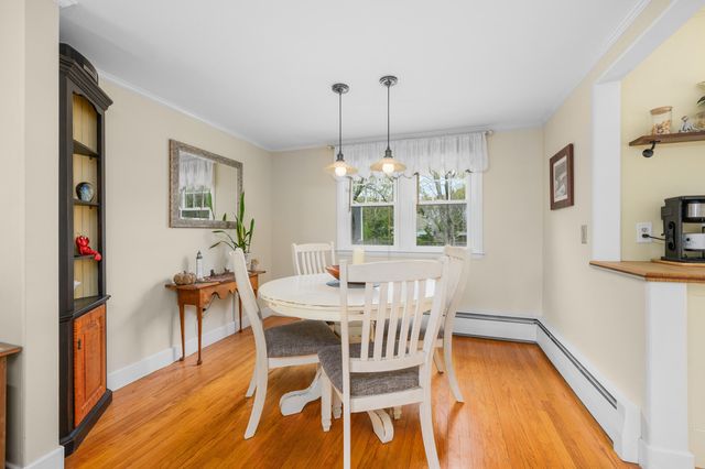 24 Acorn Drive, West Barnstable, MA 02668