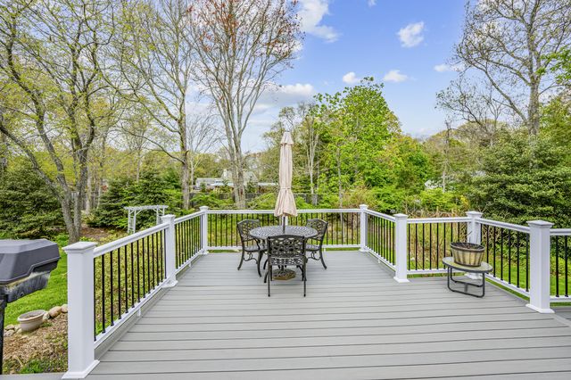 24 Acorn Drive, West Barnstable, MA 02668