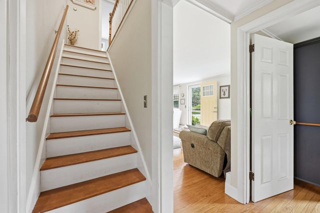 24 Acorn Drive, West Barnstable, MA 02668