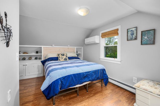 24 Acorn Drive, West Barnstable, MA 02668