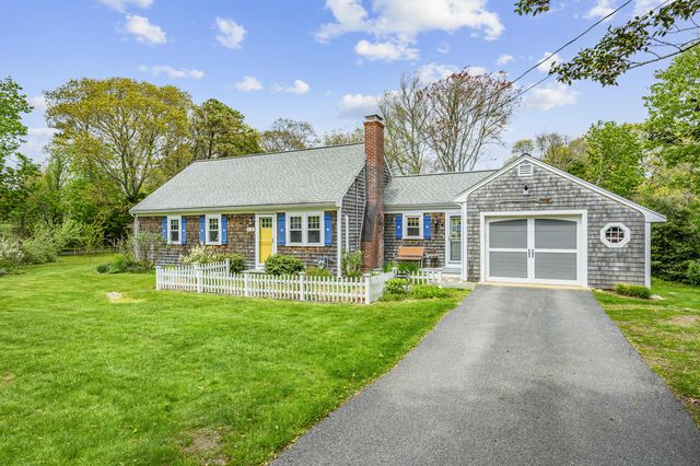 24 Acorn Drive, West Barnstable, MA 02668