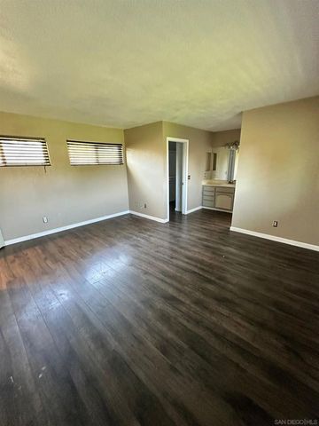 2275 Peppermint Ln, Lemon Grove, CA 91945