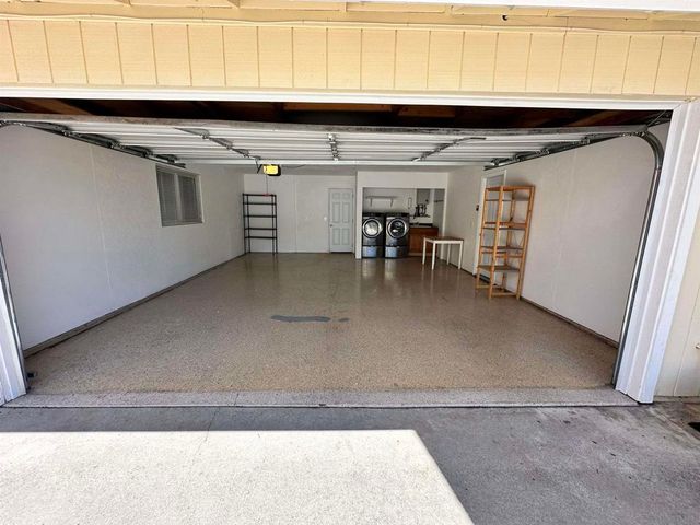 2275 Peppermint Ln, Lemon Grove, CA 91945