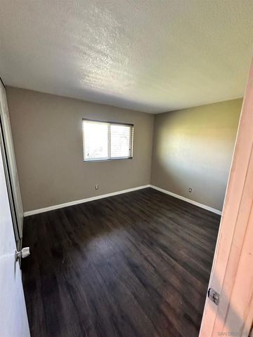 2275 Peppermint Ln, Lemon Grove, CA 91945