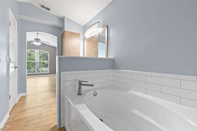 3245 KINGS RIDGE TERRACE, Deltona, FL 32725