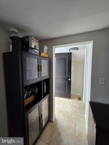 7 WOODSIDE AVE, Keansburg, NJ 07734