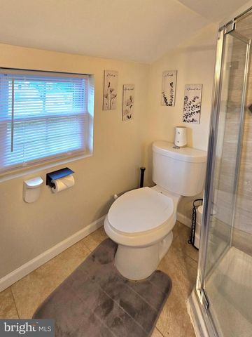 7 WOODSIDE AVE, Keansburg, NJ 07734