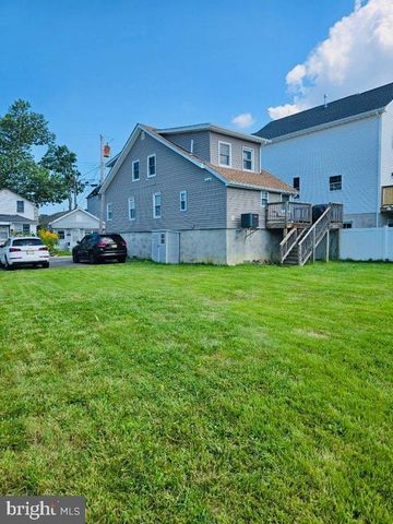 7 WOODSIDE AVE, Keansburg, NJ 07734