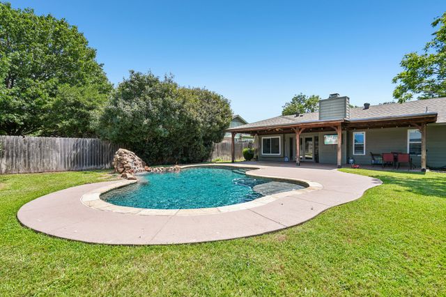 406 Dillard Lane, Coppell, TX 75019