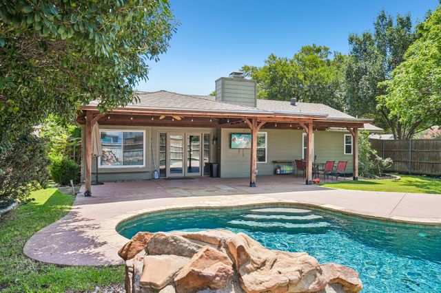 406 Dillard Lane, Coppell, TX 75019