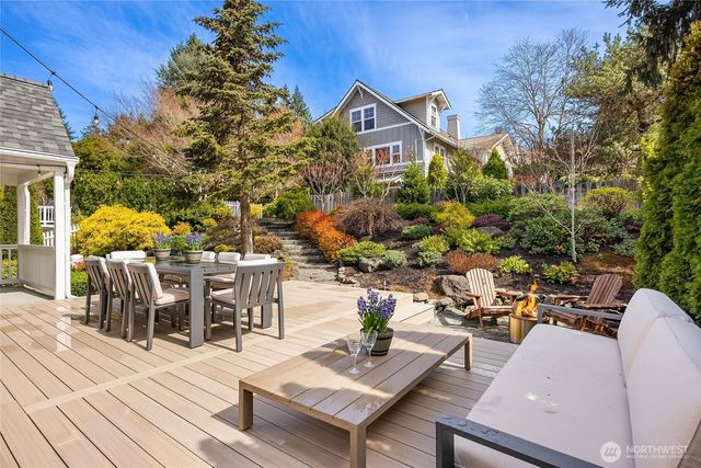 757 Village Circle NW, Bainbridge Island, WA 98110