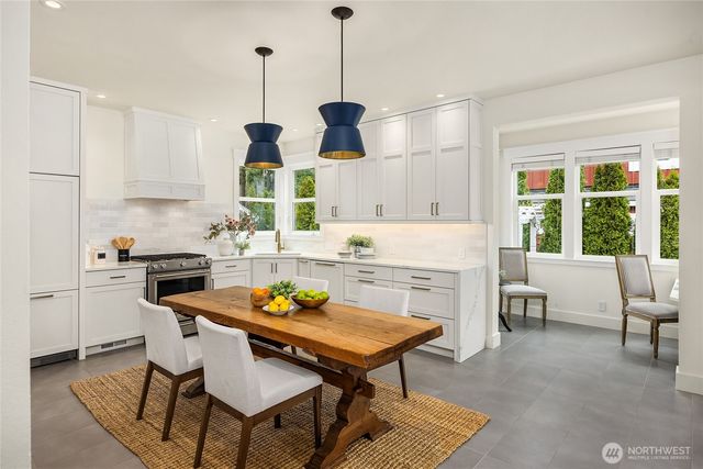 757 Village Circle NW, Bainbridge Island, WA 98110