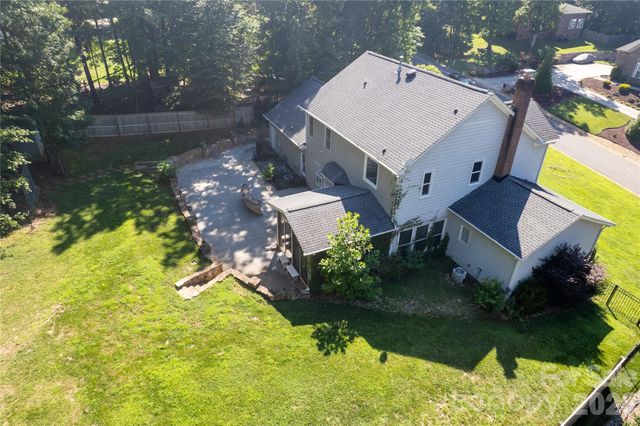5010 Ardenwoods Drive, Charlotte, NC 28215