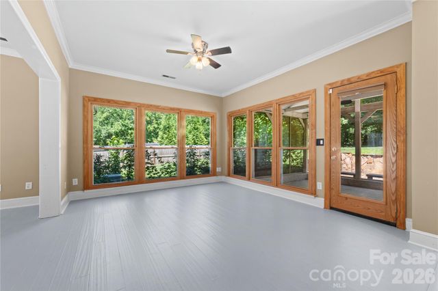 5010 Ardenwoods Drive, Charlotte, NC 28215
